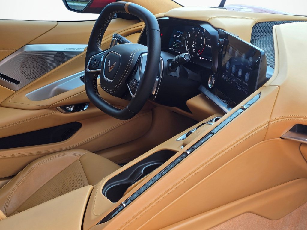 Used 2023 Chevrolet Corvette Stingray Premium Cpe w/ Z51 Performance Package RWD image 18