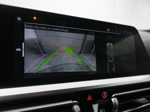 Used 2021 BMW M3 image 23