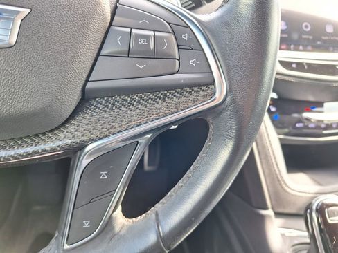 Used 2023 Cadillac XT5 Sportv w/ Technology Package image 17
