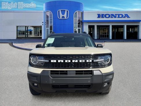 Used 2025 Ford Bronco Sport Outer Banks w/ Outer Banks Tech Package+ AWD/4WD image 5