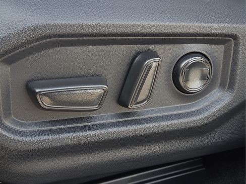 New 2026 Toyota Tundra Limited RWD image 19