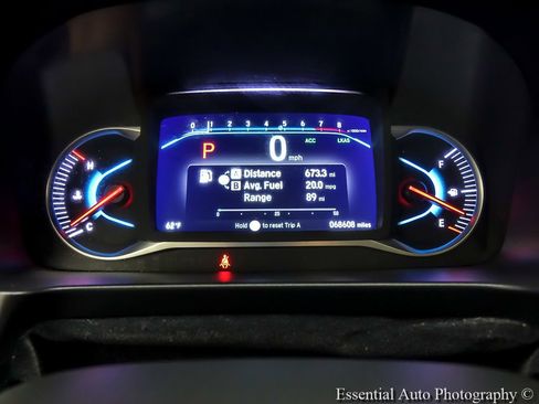 Used 2020 Honda Pilot Touring image 5