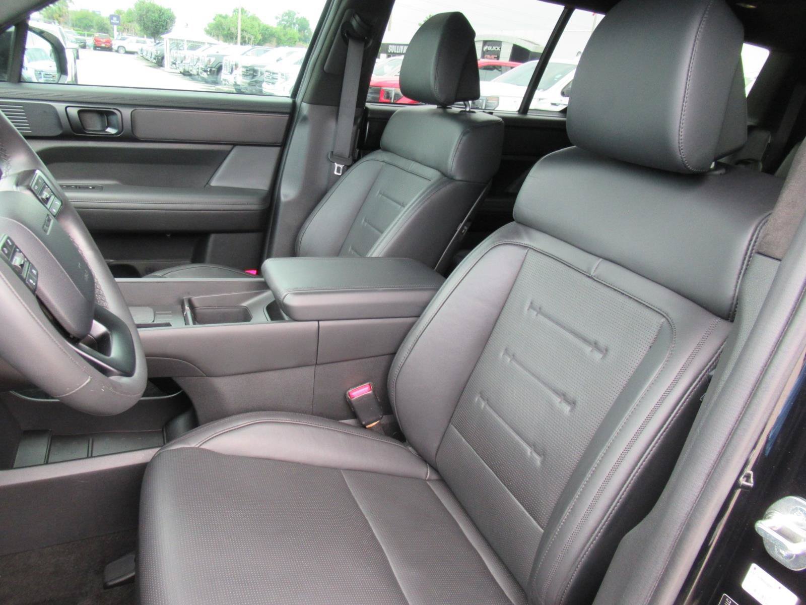 Used 2024 Hyundai Santa Fe Calligraphy FWD image 20