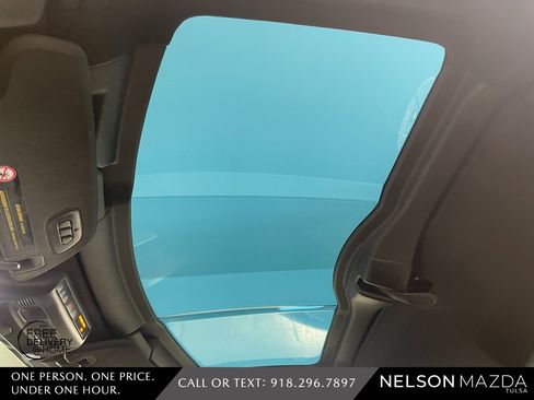 Used 2023 Chevrolet Corvette Stingray Preferred Cpe w/ Z51 Performance Package image 37