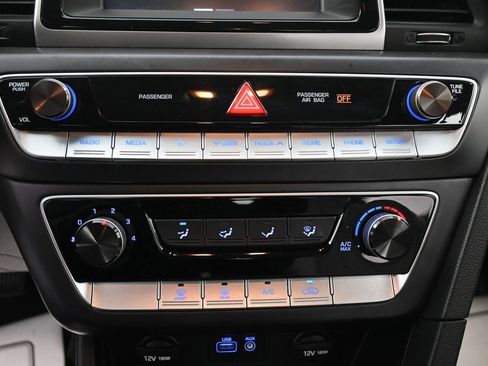 Used 2019 Hyundai Sonata ECO image 16