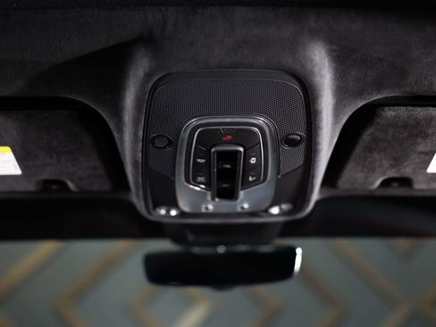 Used 2023 Lamborghini Urus S image 56