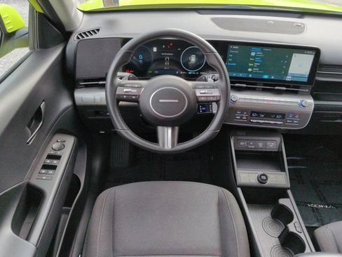 Used 2024 Hyundai Kona SEL FWD image 16