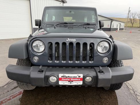 Used 2017 Jeep Wrangler Unlimited Sport AWD/4WD image 9
