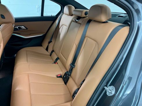 Used 2022 BMW 330e xDrive w/ Premium Package image 31