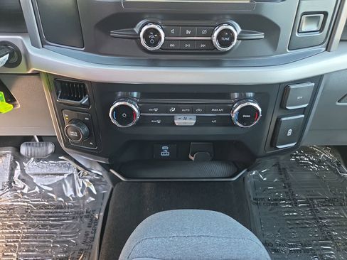 Used 2022 Ford F150 XLT w/ Equipment Group 301A Mid AWD/4WD image 25