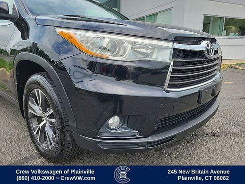 Used 2016 Toyota Highlander XLE AWD/4WD image 21