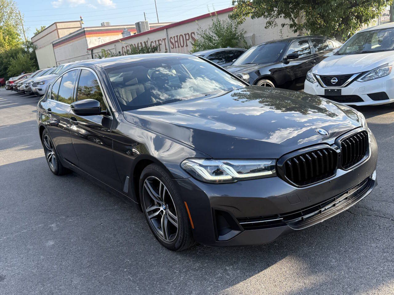 Used 2021 BMW 530i xDrive w/ Convenience Package AWD/4WD image 7