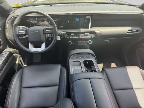 Used 2026 Hyundai Palisade Calligraphy AWD/4WD image 11