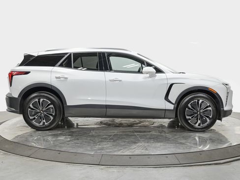 Used 2024 Chevrolet Blazer EV LT AWD/4WD image 8
