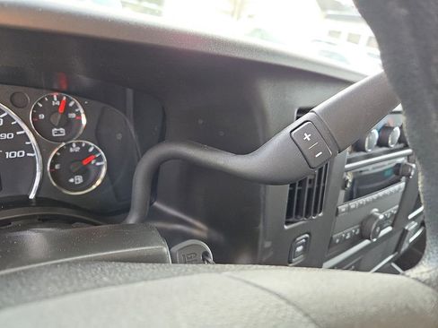 Used 2024 GMC Savana 2500 w/ Driver Convenience Package image 21