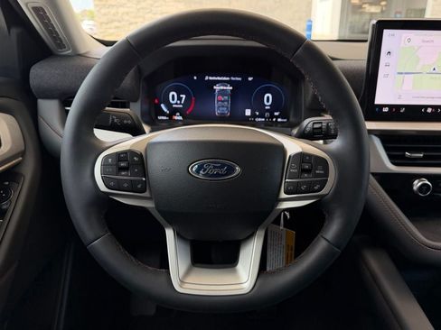 New 2026 Ford Explorer Active w/ Active Comfort Package RWD image 11