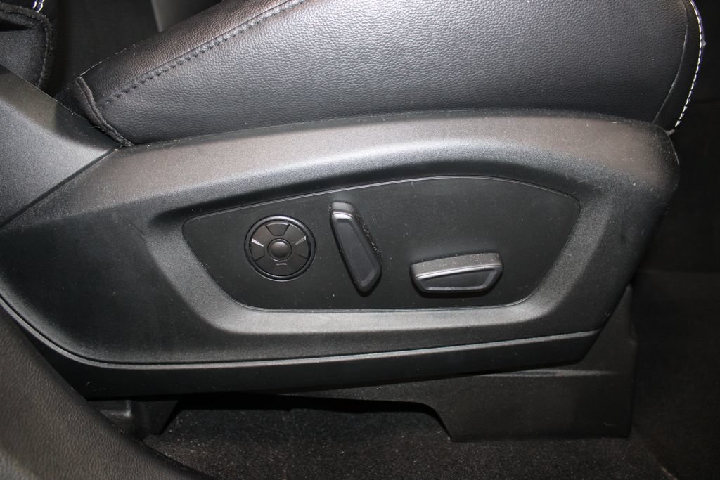 Used 2021 Ford Explorer ST w/ Equipment Group 401A AWD/4WD image 39