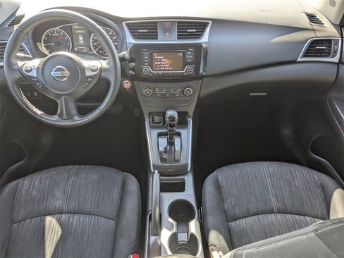 Used 2017 Nissan Sentra SV image 13