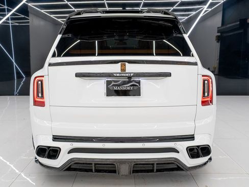 Used 2024 Rolls-Royce Cullinan AWD/4WD image 21