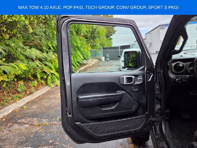 Used 2021 Jeep Gladiator Sport AWD/4WD image 9