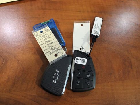 Used 2024 Chevrolet Traverse LS w/ Midnight/Sport Edition image 34