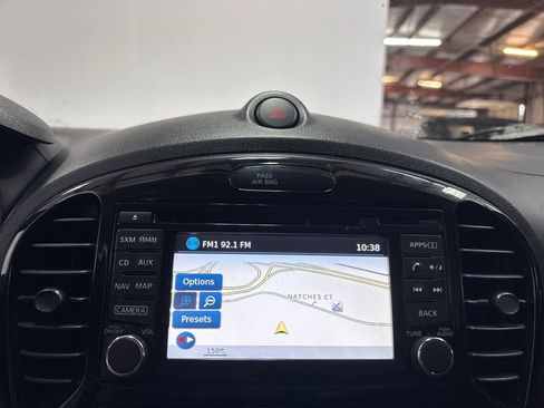 Used 2015 Nissan Juke SL image 14