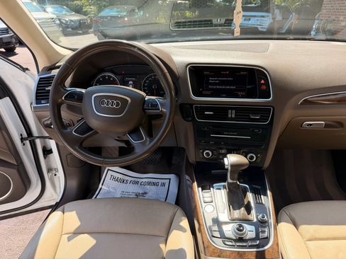 Used 2017 Audi Q5 2.0T Premium Plus w/ Technology Package AWD/4WD image 16