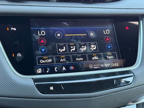 New 2025 Cadillac XT5 Sportv w/ LPO, Floor Liner Package image 31