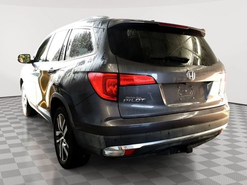 Used 2017 Honda Pilot Elite image 3