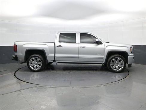 Used 2018 GMC Sierra 1500 Denali w/ Denali Ultimate Package image 4