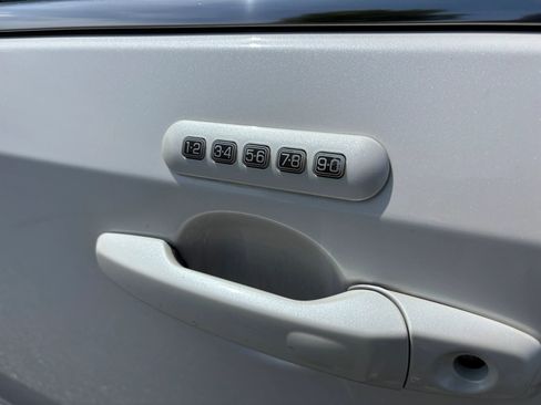 Used 2013 Ford Edge Limited image 13