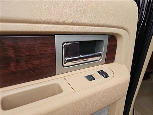 Used 2013 Ford F150 King Ranch w/ King Ranch Luxury Pkg image 12