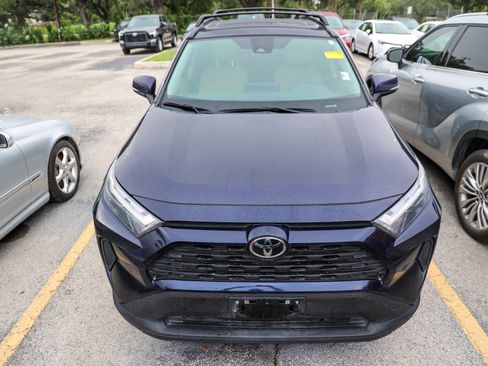 Used 2025 Toyota RAV4 XLE w/ Convenience Package AWD/4WD image 4