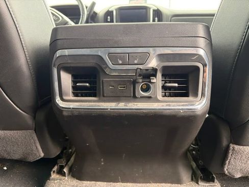 Used 2020 GMC Sierra 2500 AT4 w/ AT4 Premium Package AWD/4WD image 15