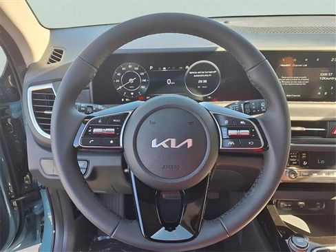 New 2026 Kia Seltos EX image 16