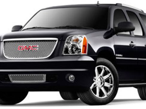 Used 2011 GMC Yukon Denali AWD/4WD image 1