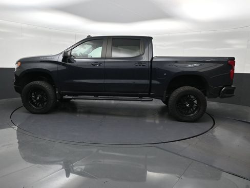 Used 2024 Chevrolet Silverado 1500 RST RWD image 2