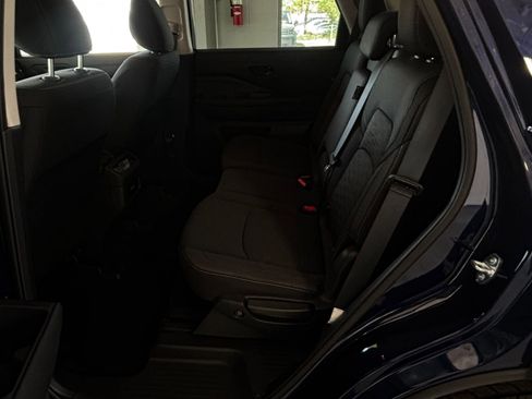 Used 2025 Nissan Pathfinder SV image 29