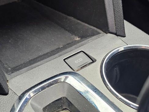 Used 2015 Chevrolet Equinox LT image 34