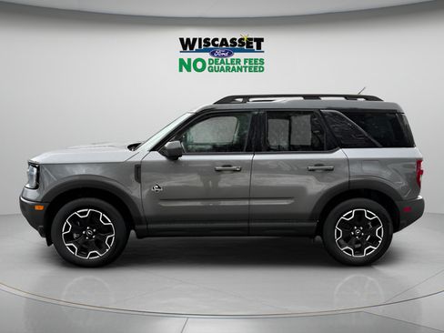 Used 2025 Ford Bronco Sport Outer Banks w/ Outer Banks Tech Package+ AWD/4WD image 2