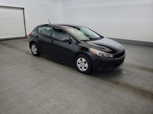 Used 2017 Kia Forte LX FWD image 11