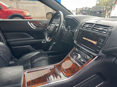 Used 2017 Lincoln Continental Reserve w/ Climate Package AWD/4WD image 25