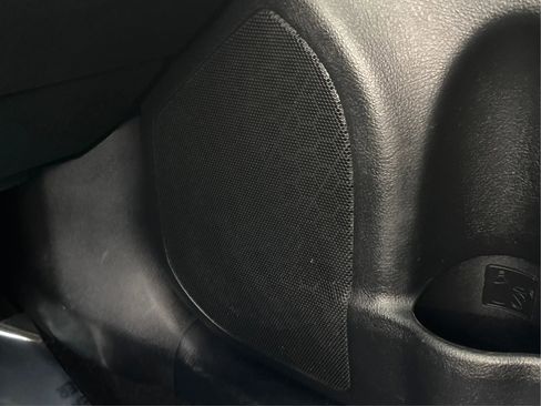 Used 2015 Toyota Camry SE image 38