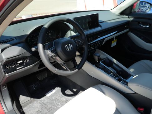 Used 2026 Honda Accord EX-L image 15