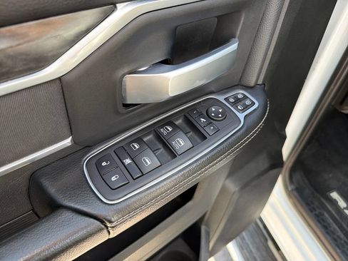 Used 2024 RAM 2500 Big Horn AWD/4WD image 19