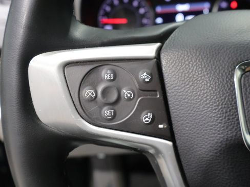 Used 2024 GMC Terrain SLT FWD image 38