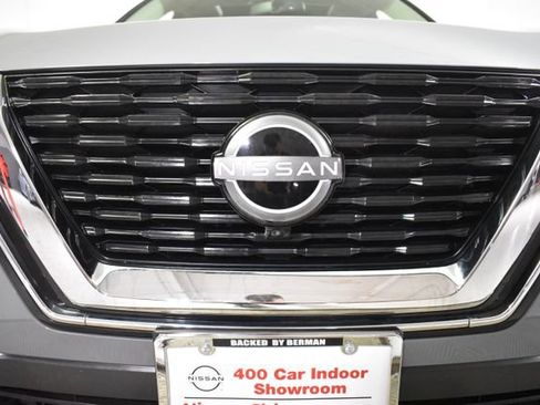 Used 2023 Nissan Rogue SL AWD/4WD image 38