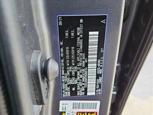 Certified 2021 Toyota Highlander LE image 25