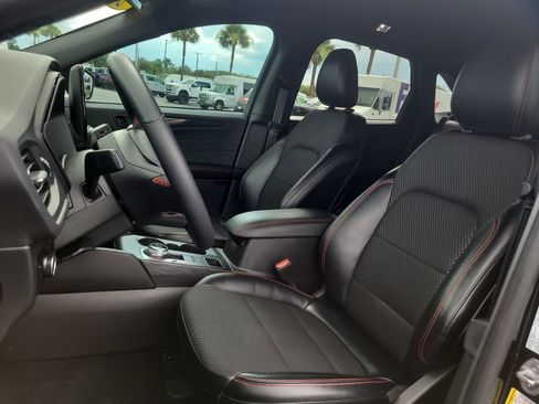 Certified 2023 Ford Escape ST-Line w/ Tech Pack #1 FWD image 16