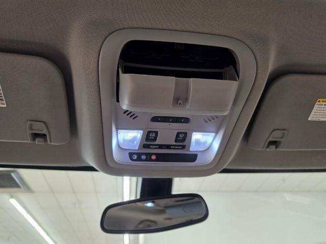 Used 2018 GMC Acadia SLT w/ LPO, Floor Liner Package AWD/4WD image 29